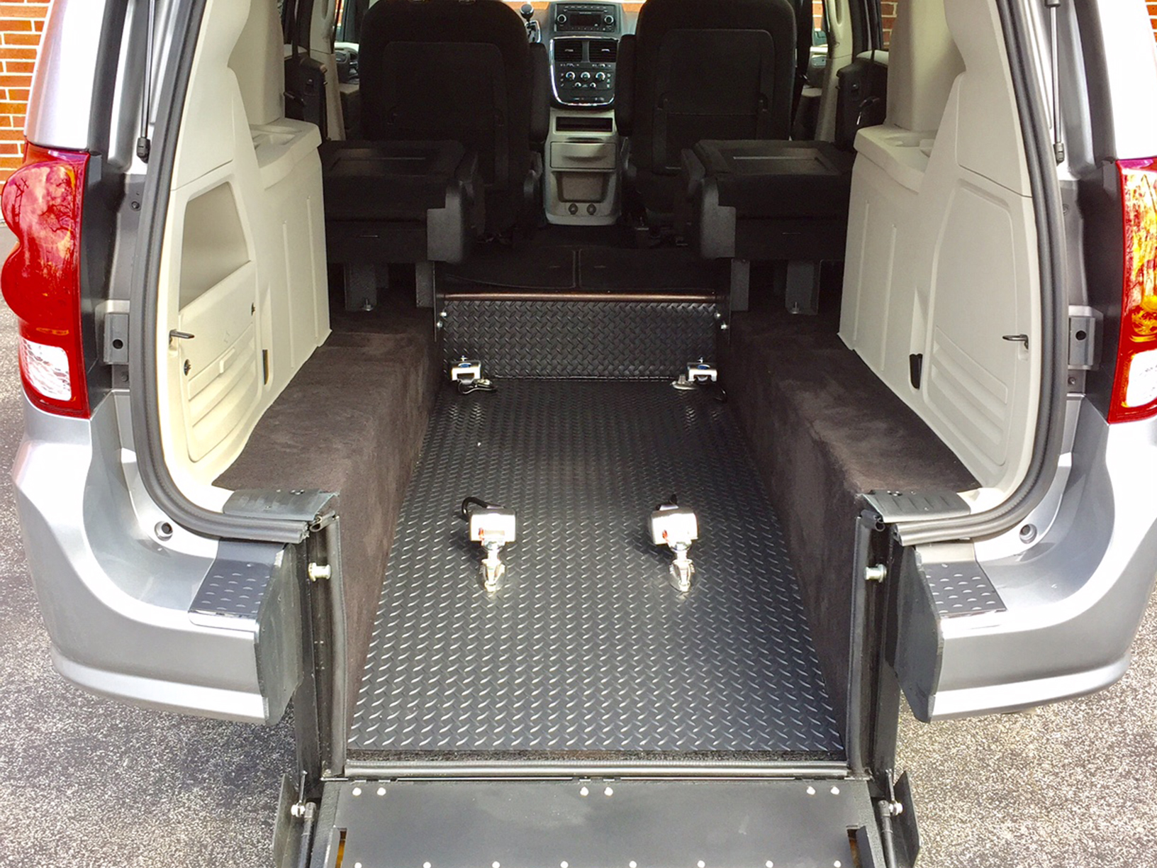 Rear Entry Mini van Floor